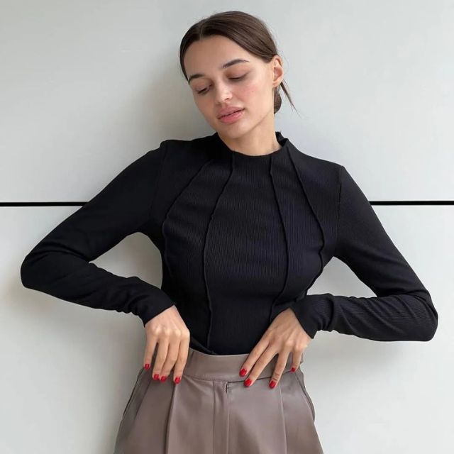 Amelia - Stilig turtleneck-genser med elegant utforming