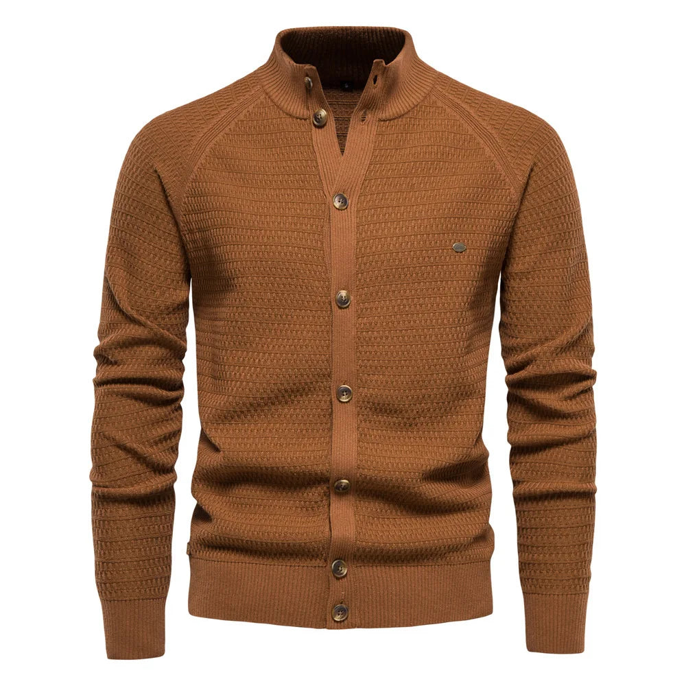 Matteo - Moderne strikket cardigan med knappestolpe