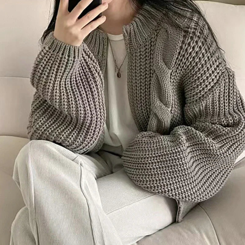 Emma - tykk kabelstrikket cardigan